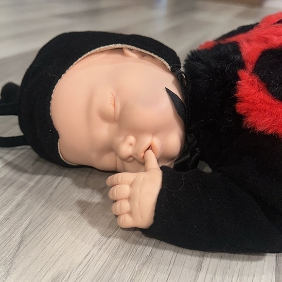 Vintage 1997 Anne Geddes Baby Ladybug Bean Filled Collection Plush Sleep 15" - Picture 2 of 7